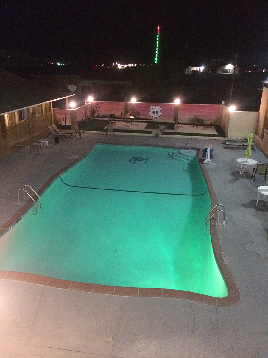 Quality Inn Kingman pool