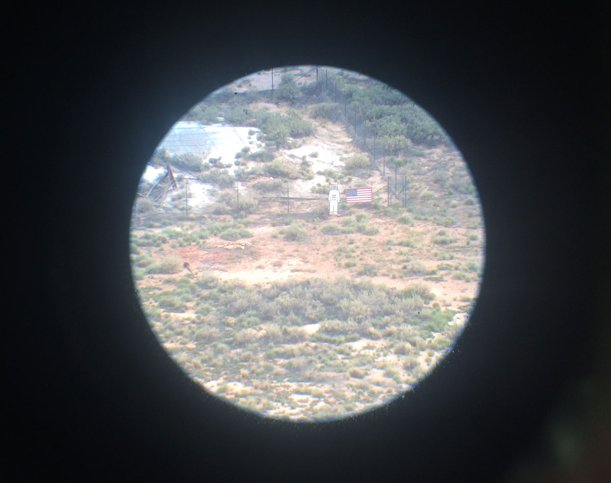 Arizona crater - this is in the center of the other pic!